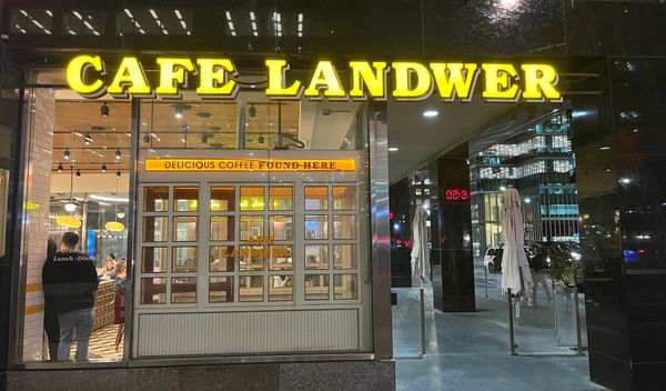 Cafe Landwer Isn’t Boycotted For Being A ‘Jewish Business’